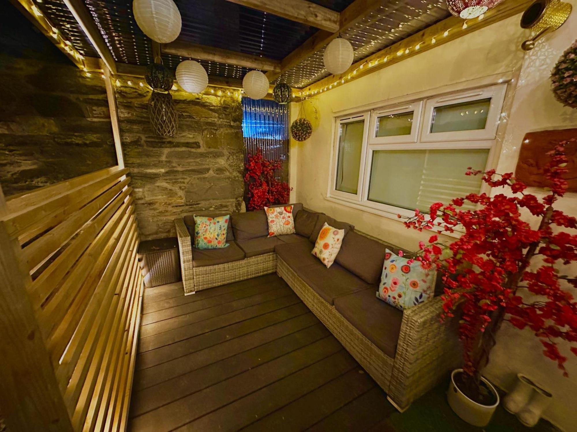 Zip Cottage Sleeps 2-3 Climb Snowdon Zip World Tanygrisiau エクステリア 写真